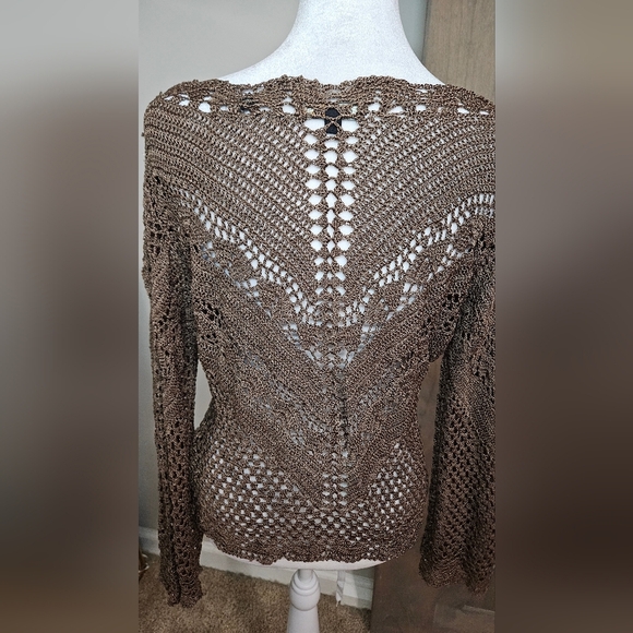 BCBGMaxAzria Crochet Metallic Thread Open Knit Top. Brown/gold. Size Large - Picture 11 of 12